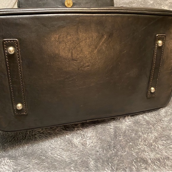 Dooney and Bourke - Picture 6 of 15